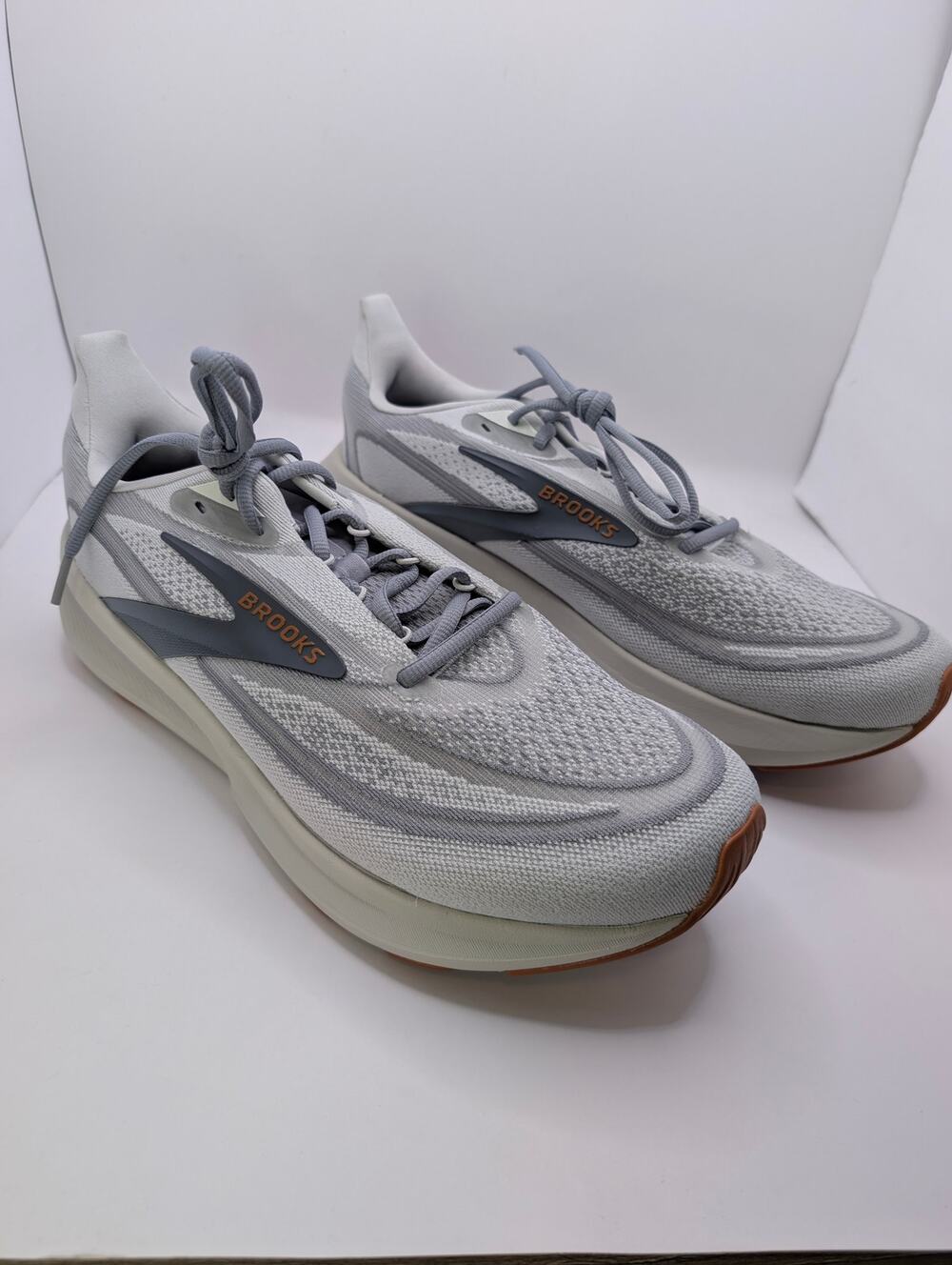 Brooks Revel 9 Men's Size 12 Running Shoes Grey New In Box